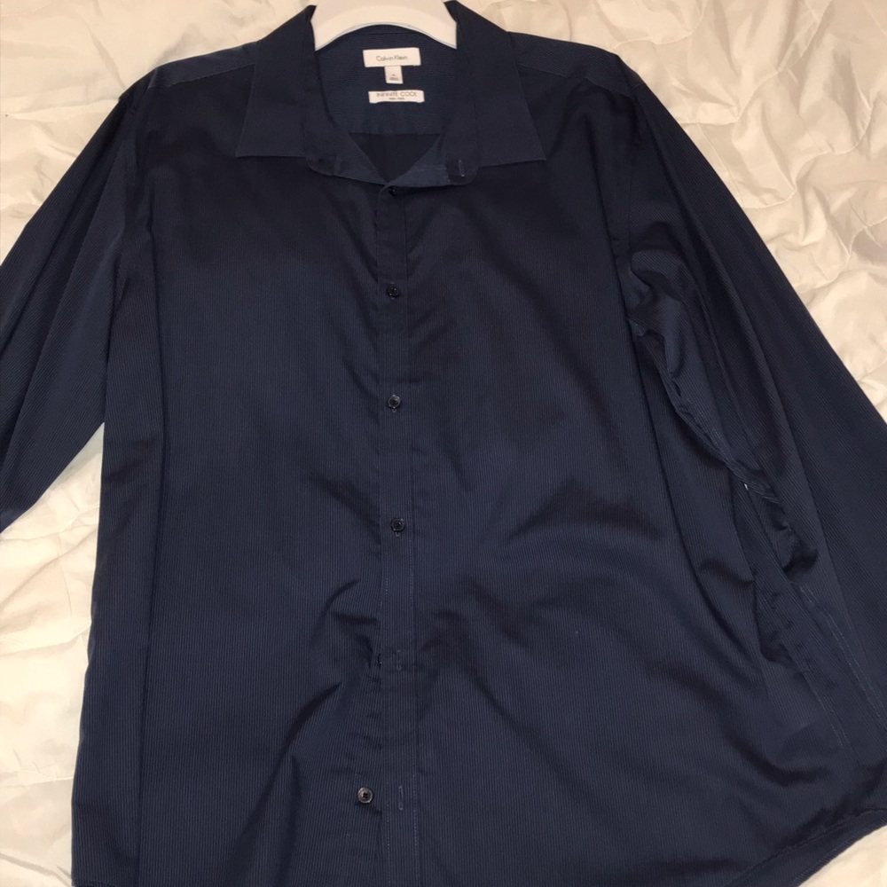 Calvin Klein Adult XL Navy Blue Button-Up long sleeve Shirt